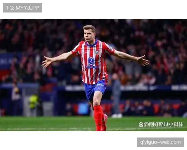 瓦伦西亚管理层决策争议持续影响，球队稳定性面临考验，赛季形势变化