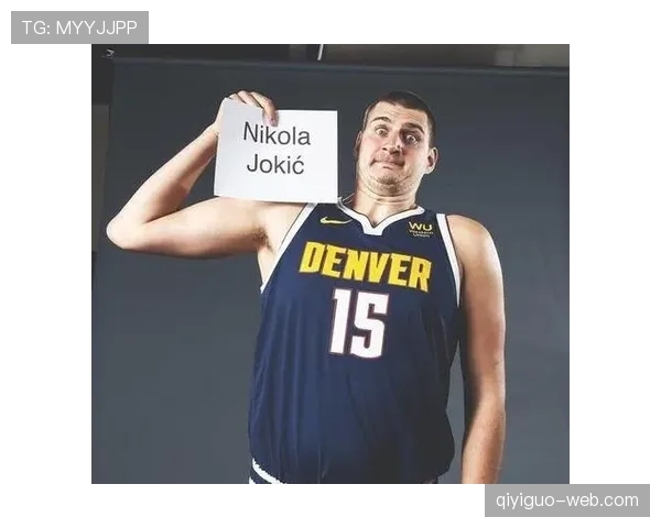 文班亚马挡拆拉开空间比约基奇更具三分威胁